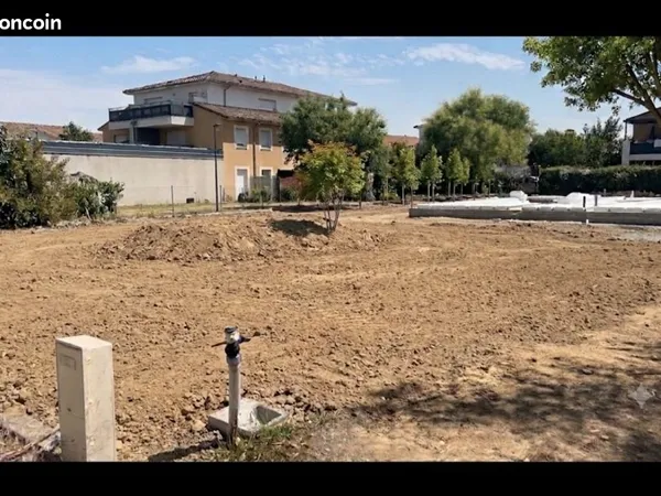 Terrain 315 m² Cugnaux