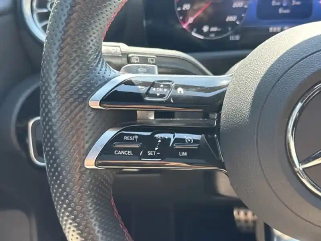 Mercedes Classe A 200 d amg line — photo 12