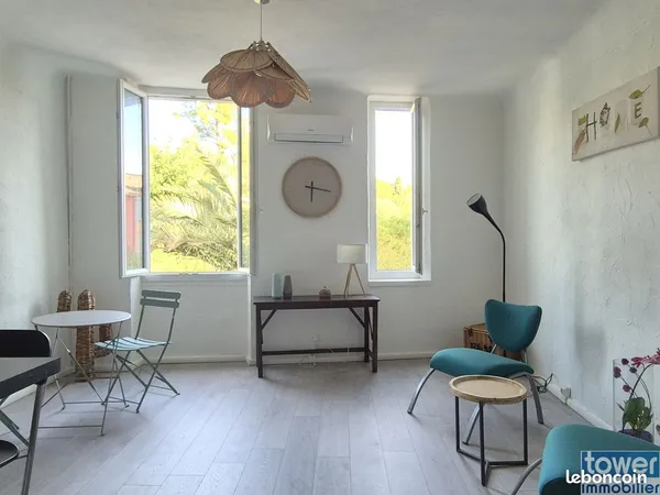 Studio 1 pièce 25 m²