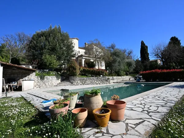 VENCE BELLE VILLA 6 PIECES