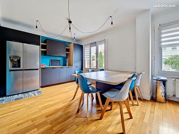 Maison 7 pièces 174 m²
