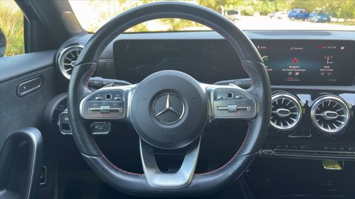 Mercedes Classe A 250e  218 8G-DCT - AMG Line – 2020 – 89248 km – Hybride rechargeable – Boîte Automatique — photo 28