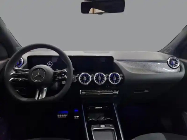 Mercedes Gla 250 e hybrid eq amg line — photo 11