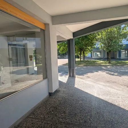 Bureau, local professionnel lumineux - Frontière Genève - St Genis Pouilly