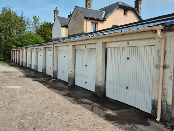 Garages box fermés - Harfleur- en lot ou à l'unité