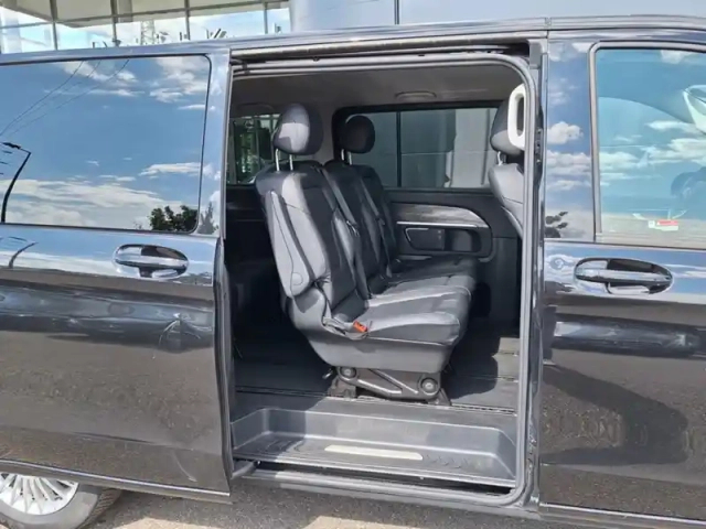 Mercedes Cla sse v 300 d extra-long avan — photo 5