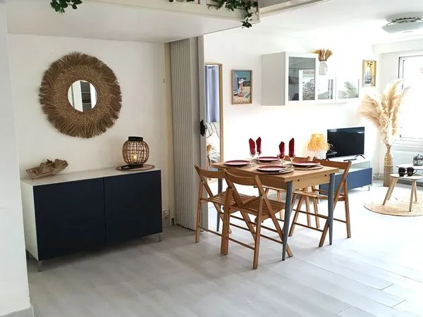 Appartement meublé 34 m2, Grande terrasse 50 m de la plage