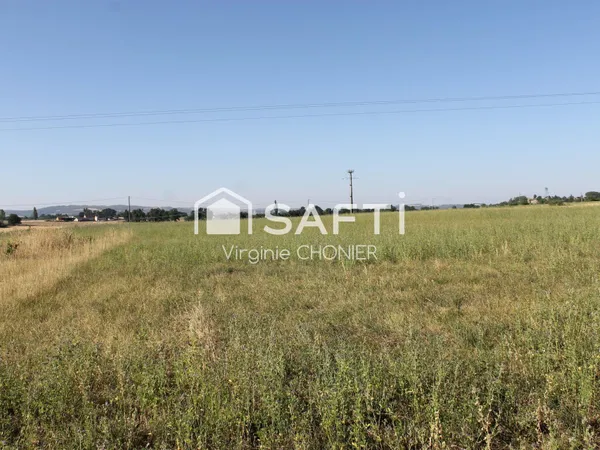 Terrain constructible 906m2 plat vue dégagée