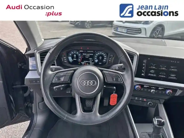 Audi A1 sportback 30 tfsi 110 ch s tronic 7 — photo 32