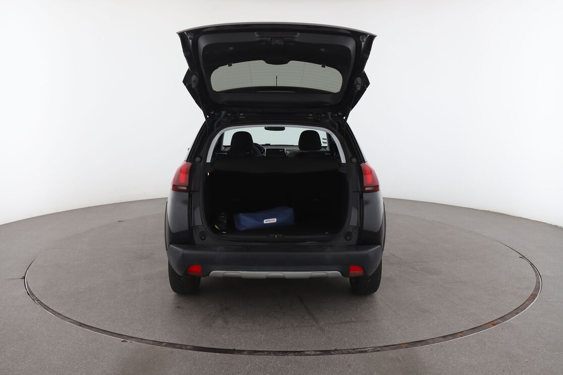Peugeot 2008 1.5 Blue-HDi Allure — photo 15