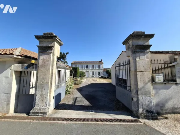 Maison 5 pièces 166 m²