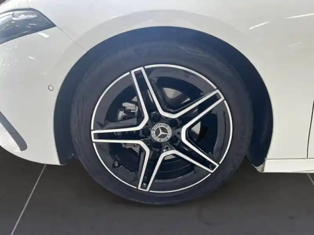 Mercedes Classe A 200 d amg line — photo 20