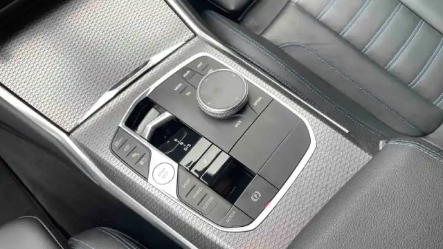 Bmw Serie 3 330e 292 ch bva8 — photo 10