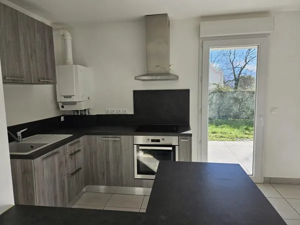 ST ISMIER T3 66.67m² + TERRASSE + JARDIN