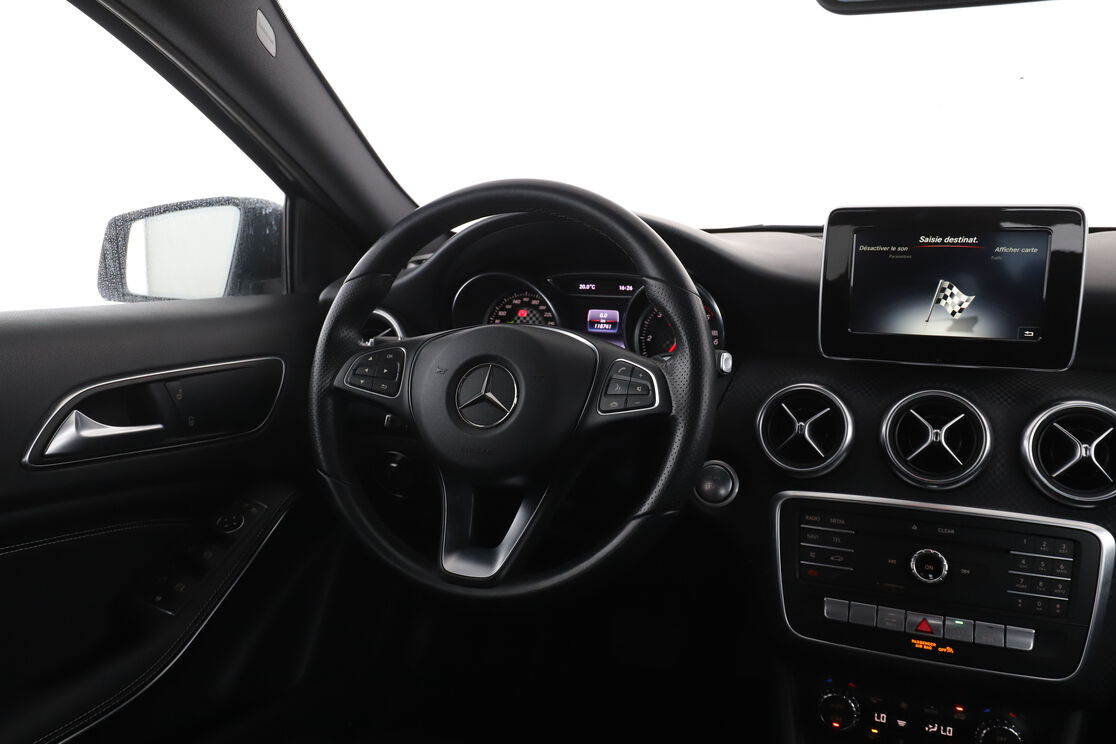 Mercedes-Benz Classe A 180 d Sensation 7G-DCT — photo 12