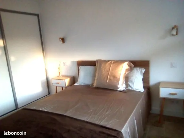 Belle chambre colocation cannes le Cannett