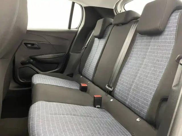 Peugeot 208 puretech 75 s&amp;s bvm5 — photo 15