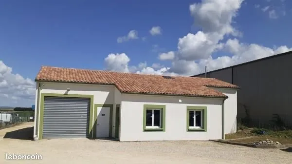 Local bureaux 370 m²