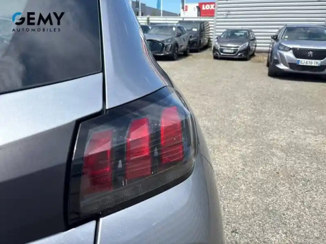 Peugeot 208 puretech 75 s&amp;s bvm5 — photo 21
