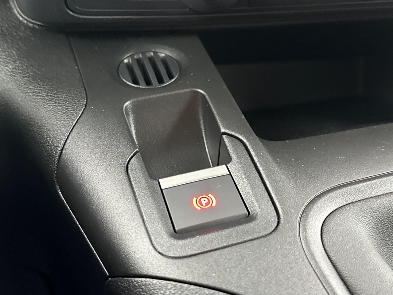 Citroën Berlingo van m diesel 100 ch manuelle — photo 28