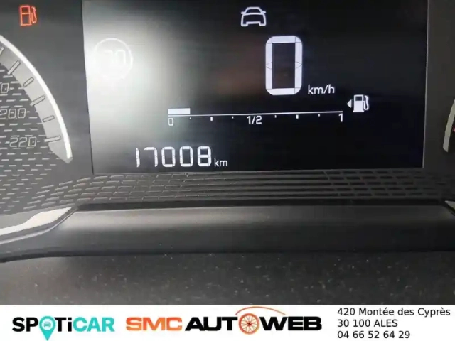 Peugeot 208 puretech 75 s&amp;s bvm5 — photo 41