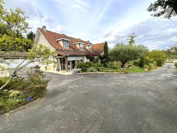 Maison 9 pièces 172 m²