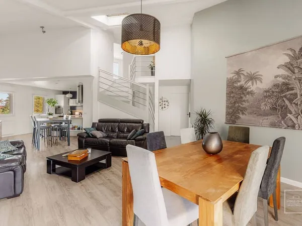 Appartement 5 pièces 122 m²