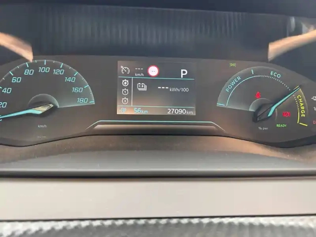 Peugeot 208 electrique 50 kwh 136ch — photo 3