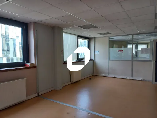 Bureaux 398 m²