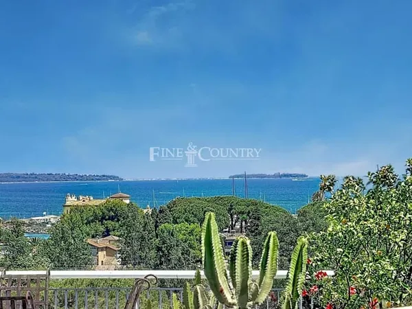 PENTHOUSE D'EXCEPTION - 175 M² DE TERRASSES PANORAMIQUES, VUE MER & DOUBLE GARAGE