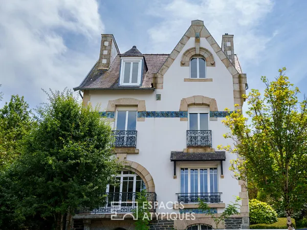 Somptueuse maison bourgeoise au coeur d'un écrin végétal