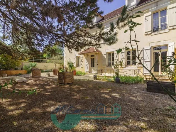 Belle propriété de 171m², proche d'Auxerre