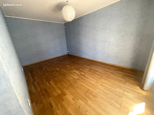 Maison 8 pièces 179 m²