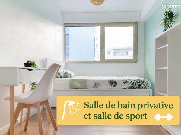 Coliving : grande chambre chambre hypercentre avec salle de bain privative et salle de sport