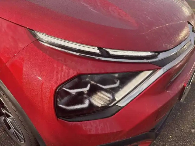 Citroën C4 e- 136 ch automatique — photo 36