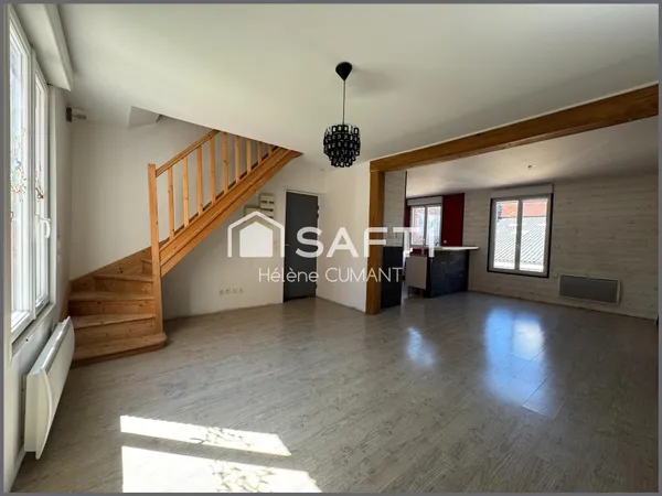 Duplex en plein coeur de Lisieux, au calme absolu à deux pas des commerces et 8 min de la gare à pie