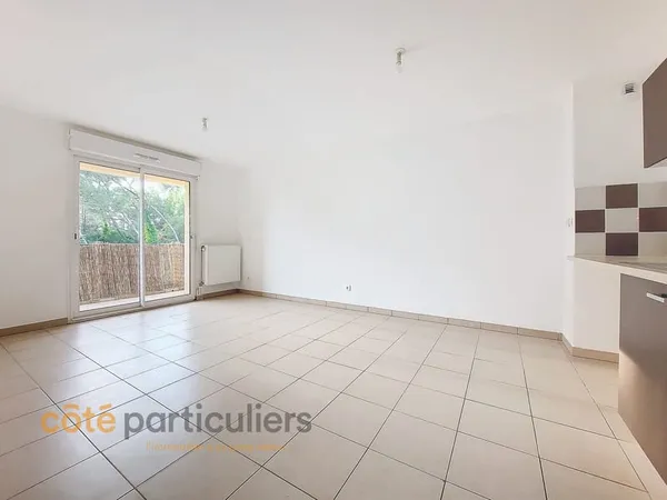 Appartement au 3ème et dernier étage 40.05m2 + parking