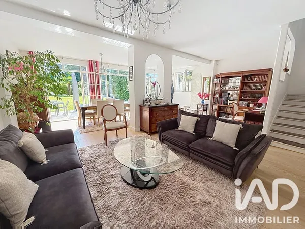 Maison 7 pièces 174 m²