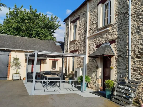 Maison 7 pièces 200 m²