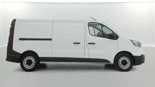 Renault Trafic fgn l2h1 3000 kg blue dci 130 — photo 18