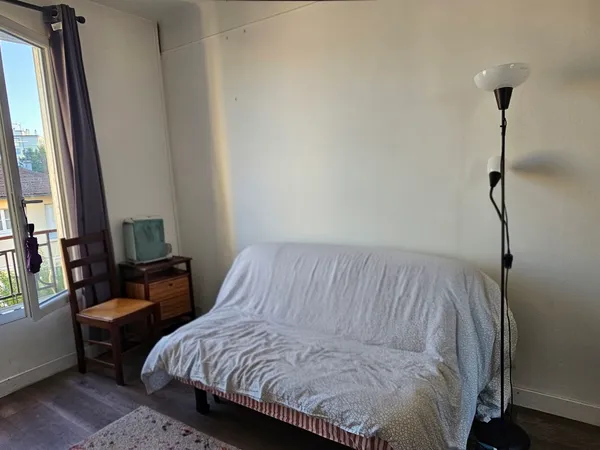 Loue studio 17m² Viroflay