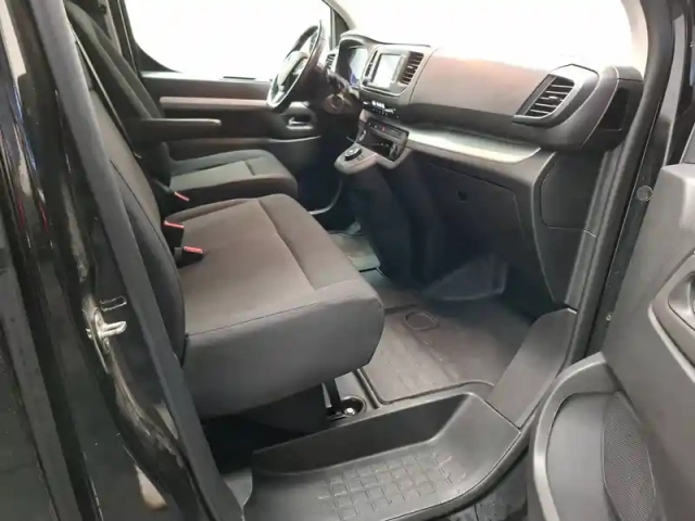 Opel Vivaro fgn taille m bluehdi 180 s&amp;s eat8 — photo 67