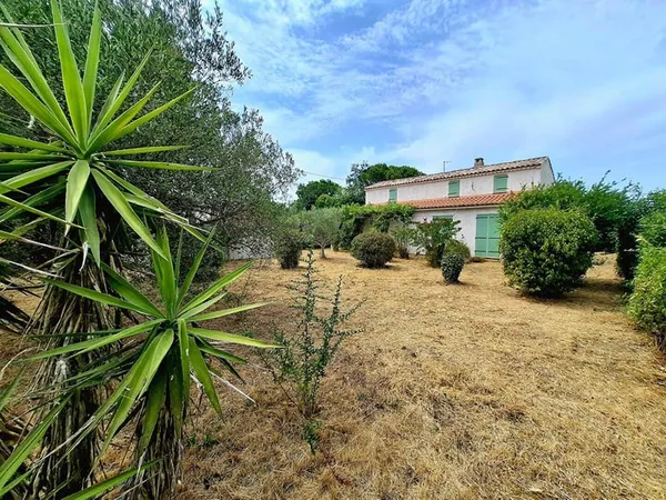 Maison 8 pièces 142 m²