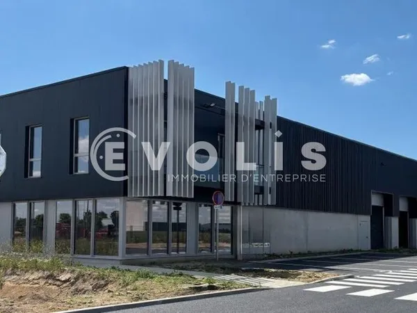 Local d'activité 612 m²