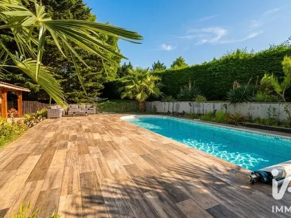 Maison 5 pièces 170 m²
