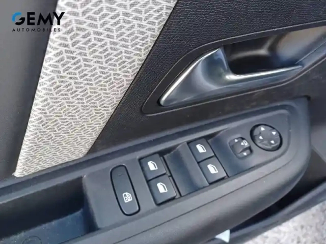 Citroën C4 puretech 130 s&amp;s eat8 — photo 12