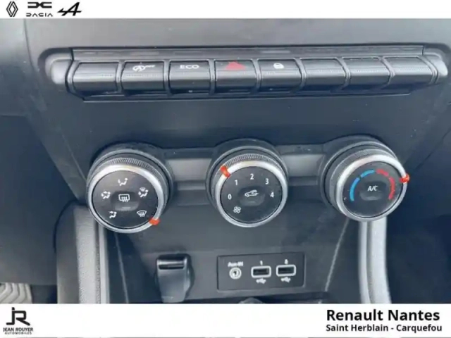 Renault Captur 1.0 tce 90ch evolution — photo 12