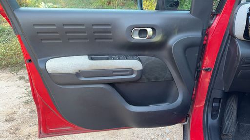 Citroen C3 Aircross 1.2 PureTech 110 EAT6 - Shine – 2018 – 111573 km – Essence – Boîte Automatique — photo 33