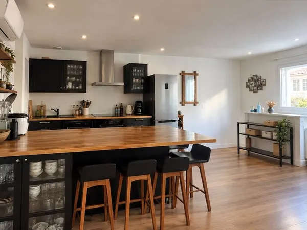 Duplex T3 meublé 68 m² - Bordeaux / Caudéran