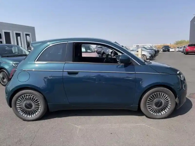 Fiat 500 e 118ch my23 — photo 4